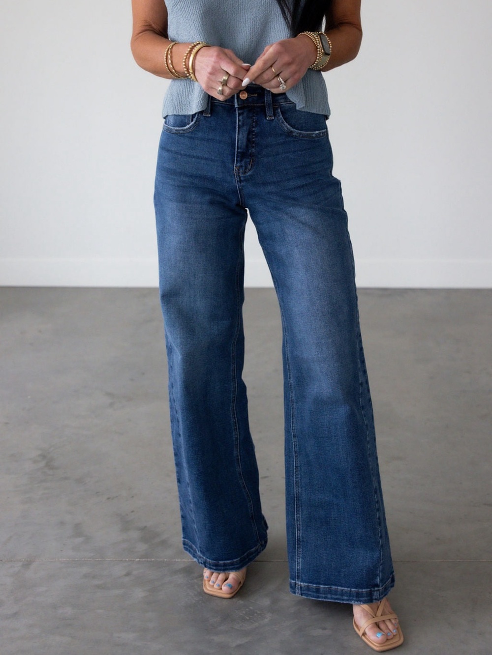 Lovervet Wide Leg Jean Size 7-28 Dark Wash Stretch Denim Light Distressing New